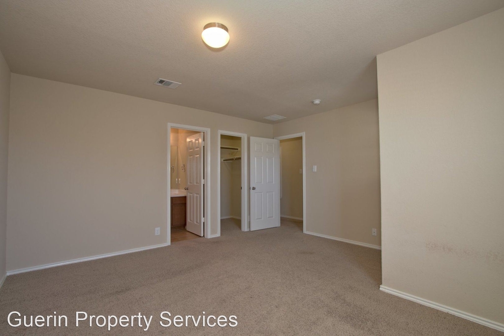 1806 Strawhouse Way - Photo 14