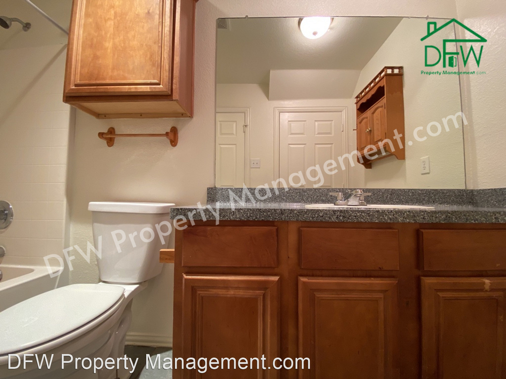 2329 Light Shore Dr - Photo 17