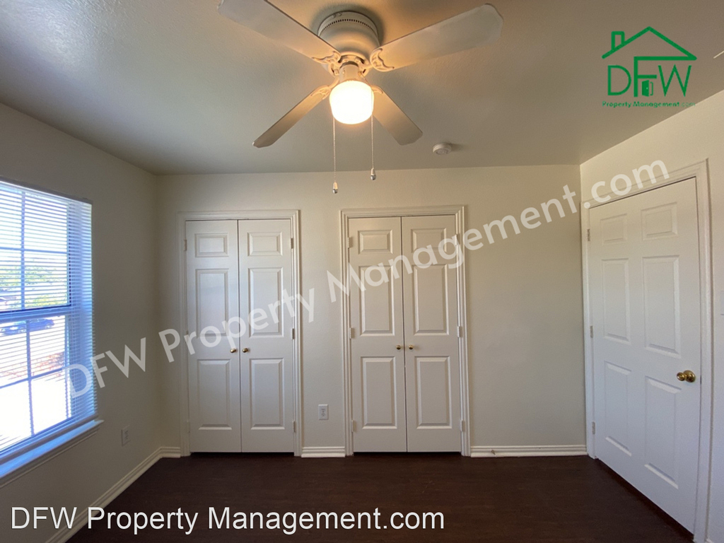 2329 Light Shore Dr - Photo 4