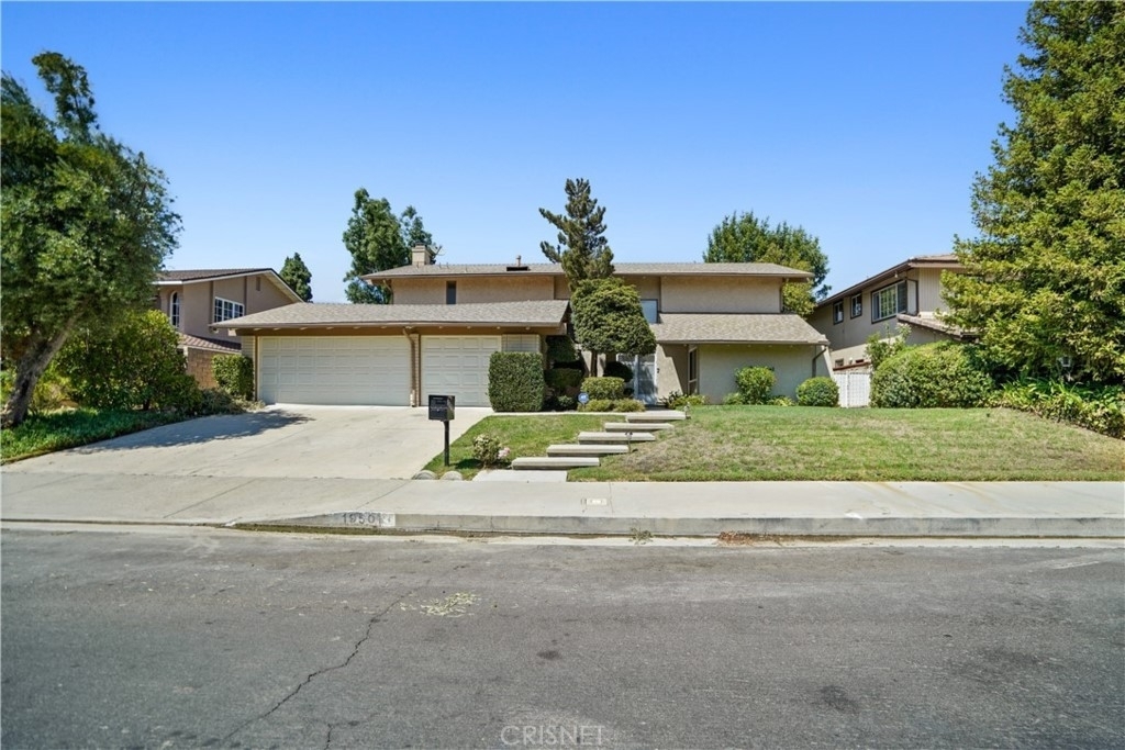 19501 Pine Valley Avenue - Photo 48