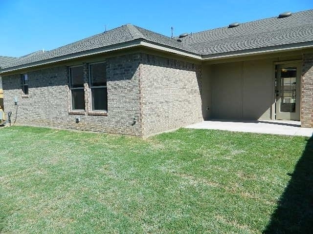 2520 Nw 185th Street - Photo 17