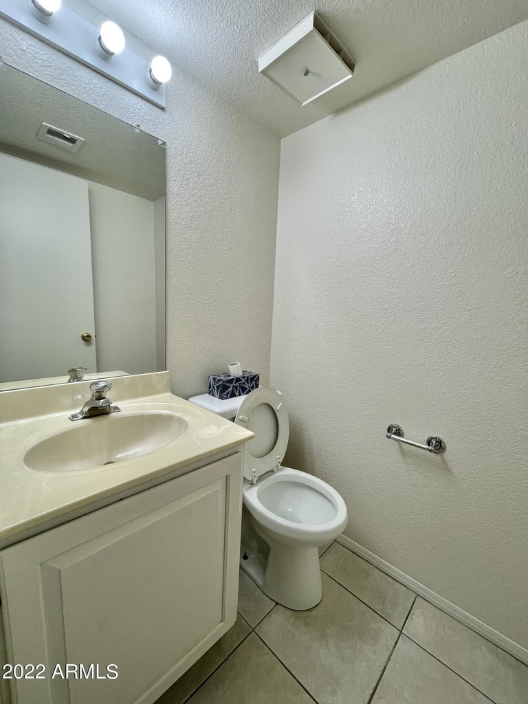 1102 W Peoria Avenue - Photo 10