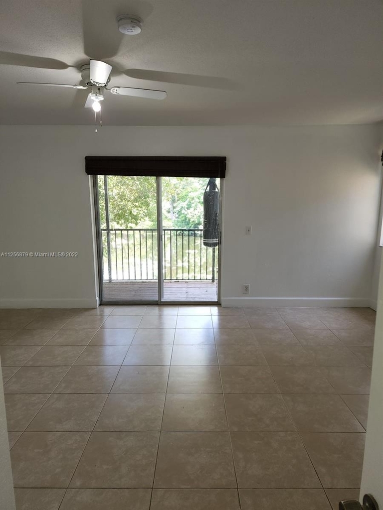 4287 Coral Springs Dr - Photo 11