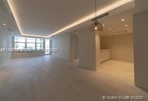 5700 Collins Ave - Photo 6