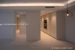5700 Collins Ave - Photo 16