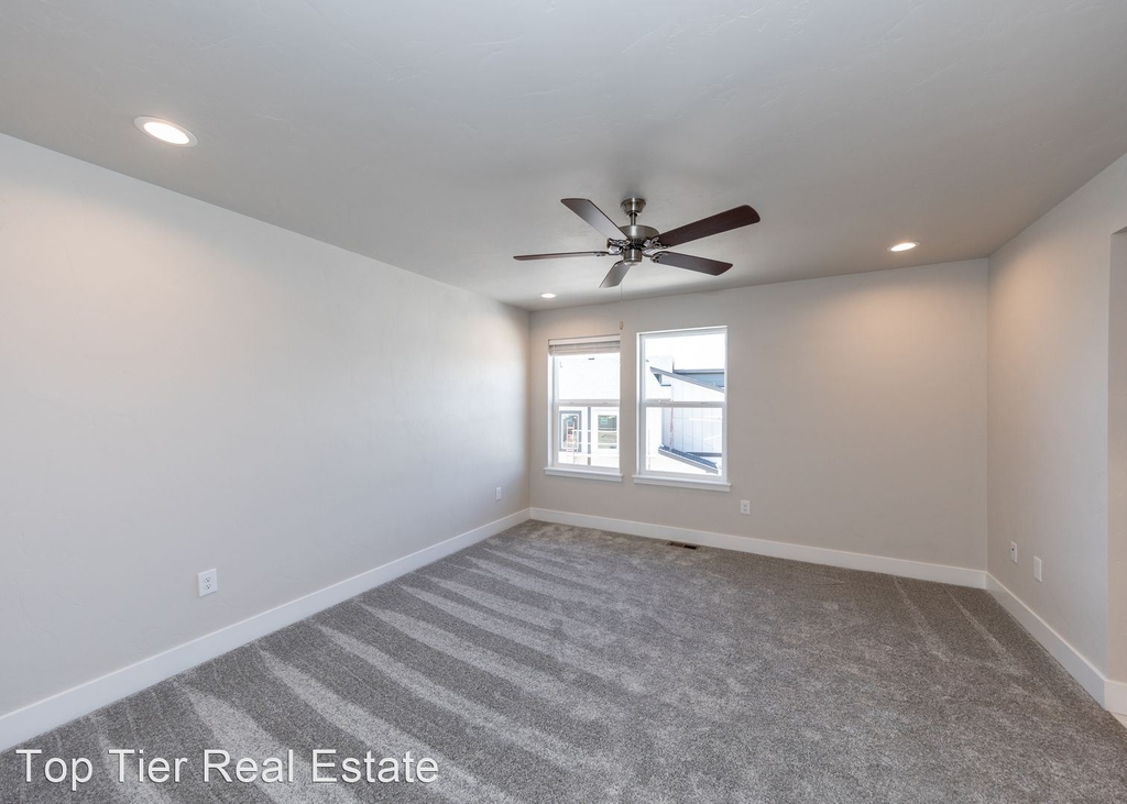 5373 Sky Top Lane - Photo 17