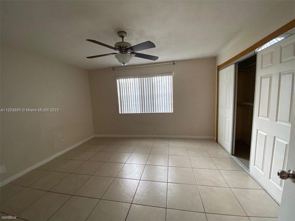 433 Sw 86th Ave Apt 105 - Photo 3