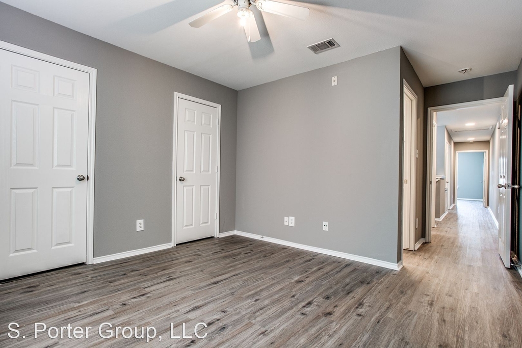 10710 Mathom Landing - Photo 11