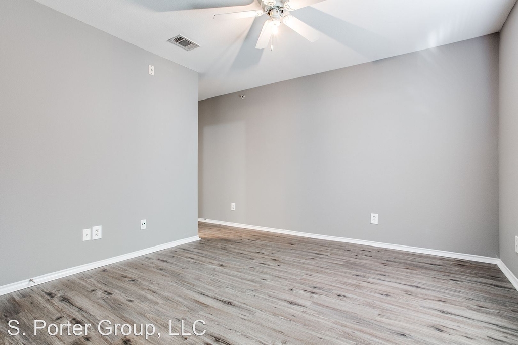 10710 Mathom Landing - Photo 18