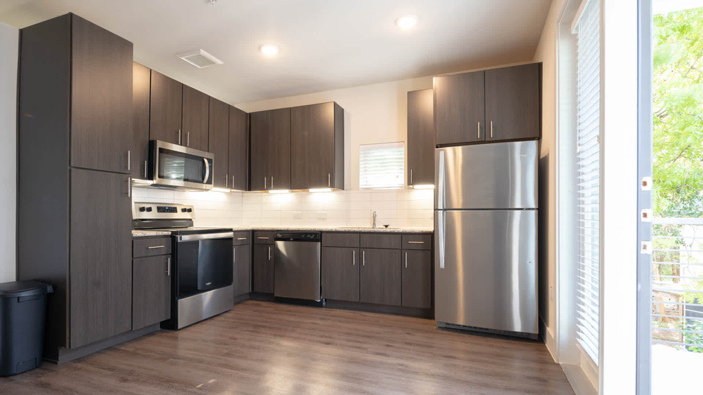 601 W St Johns Ave - Photo 3