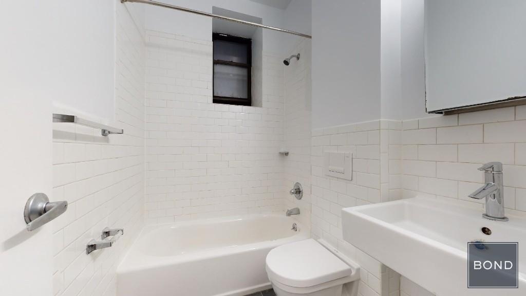 226 East 87th Street - Photo 6