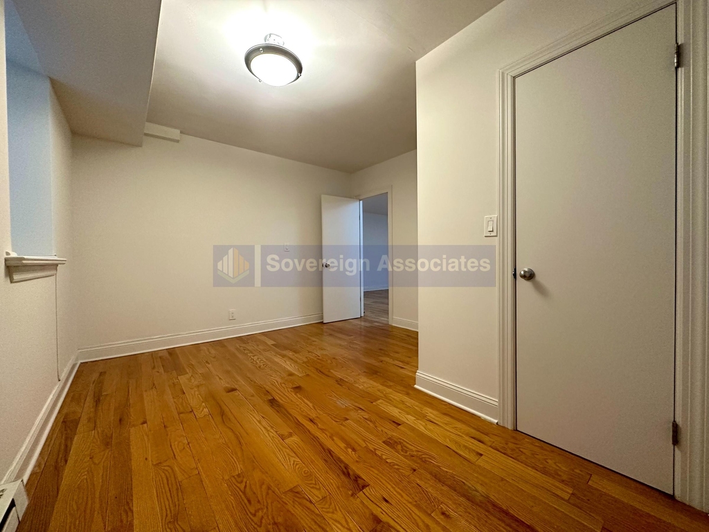 615 Fort Washington Avenue - Photo 12