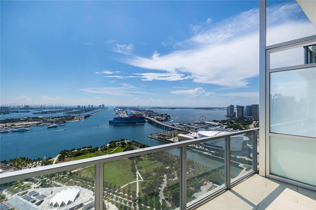 1100 Biscayne Blvd - Photo 20