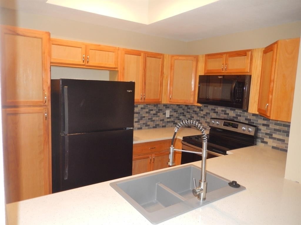 8601 Park Lane - Photo 4