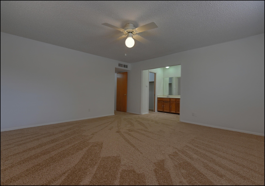 5649 Maurice Bell Drive - Photo 22