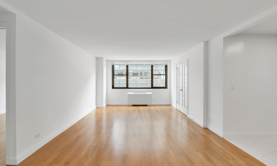 West 57th Street - Photo 1