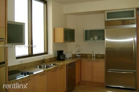 16275 Collins Ave Apt 502 - Photo 2