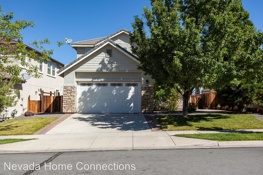 2908 Astronomer Way - Photo 0