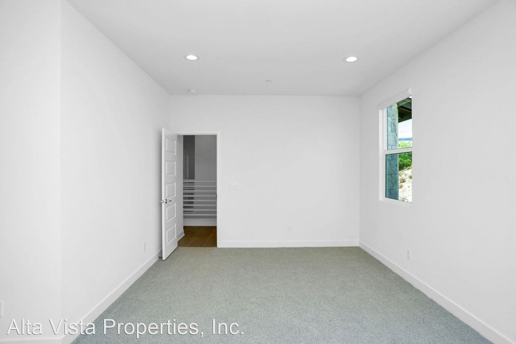 10881 Mccan Ct - Photo 40