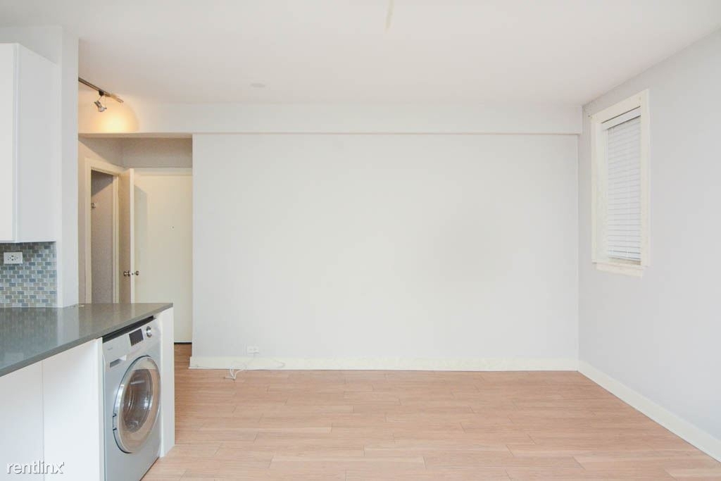 511 W. Belmont, Unit 28 - Photo 5