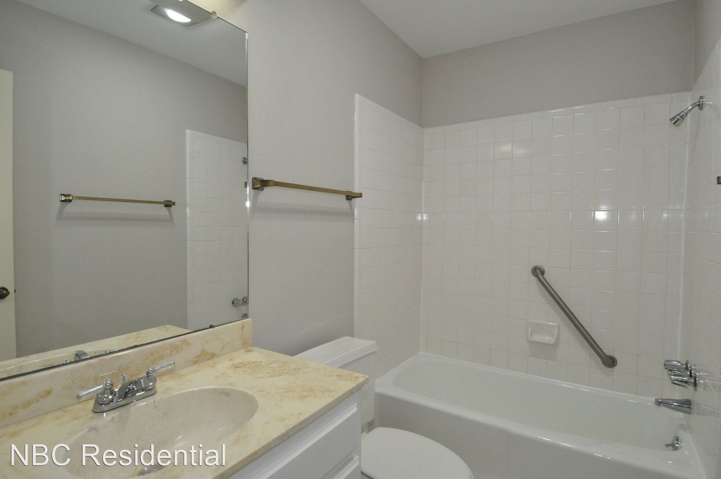 3700 Steck Ave - Photo 21