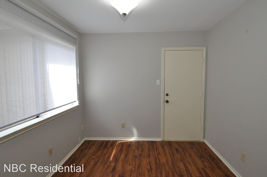 3700 Steck Ave - Photo 10