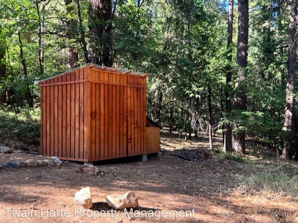 22997 N. Tuolumne Rd. - Photo 14