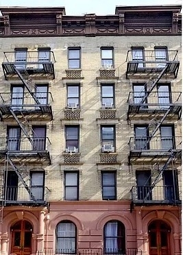 411 W 48th Street - Photo 4