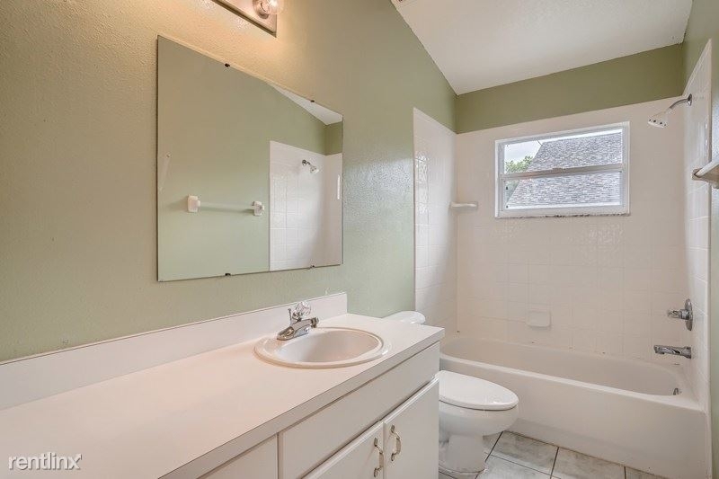 10515 Sedgebrook Dr - Photo 12