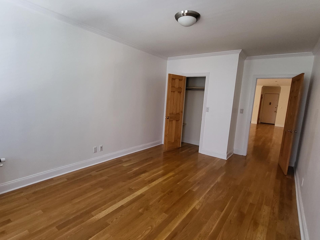 2199 Holland Avenue - Photo 9