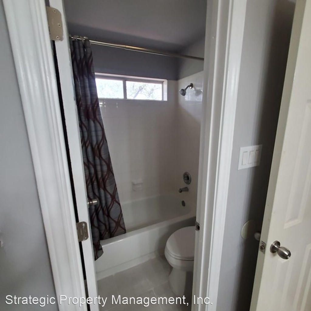 19006 Green Knoll - Photo 22