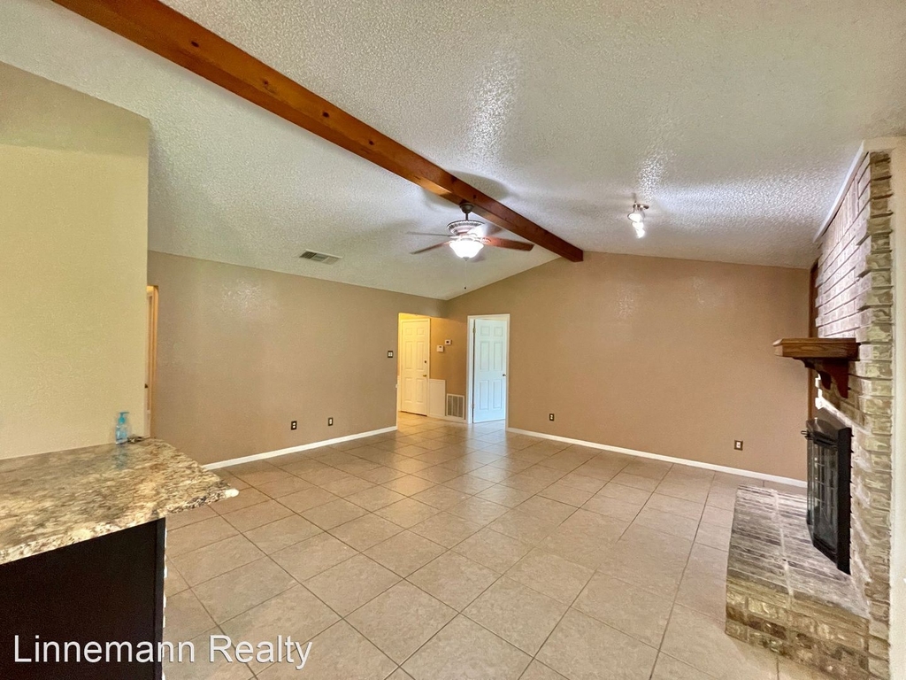 1802 Kenyon Street - Photo 4