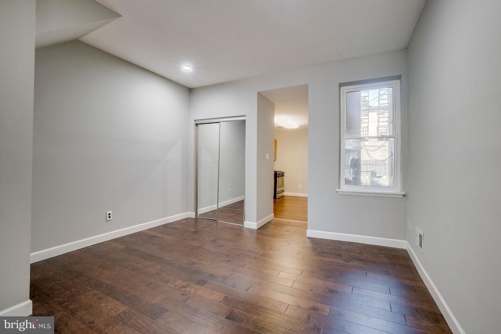 1522 E Baltimore Street - Photo 11