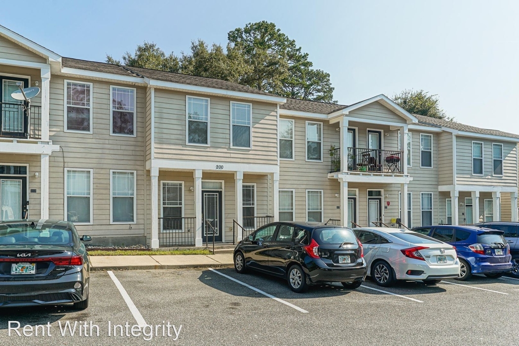 2400 Fred Smith Road Unit 204 - Photo 1