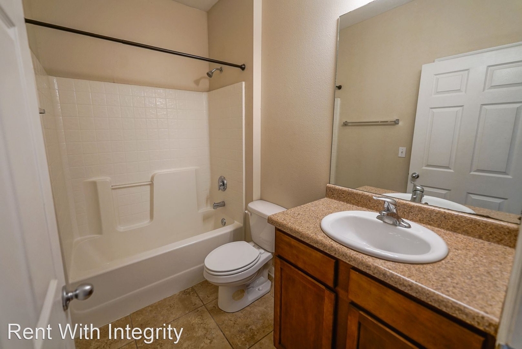 2400 Fred Smith Road Unit 204 - Photo 14