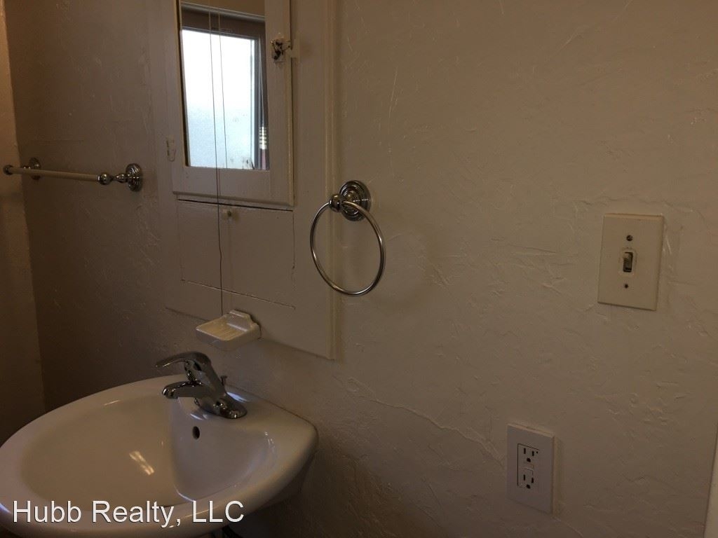 1325 North Virginia Street - Photo 13