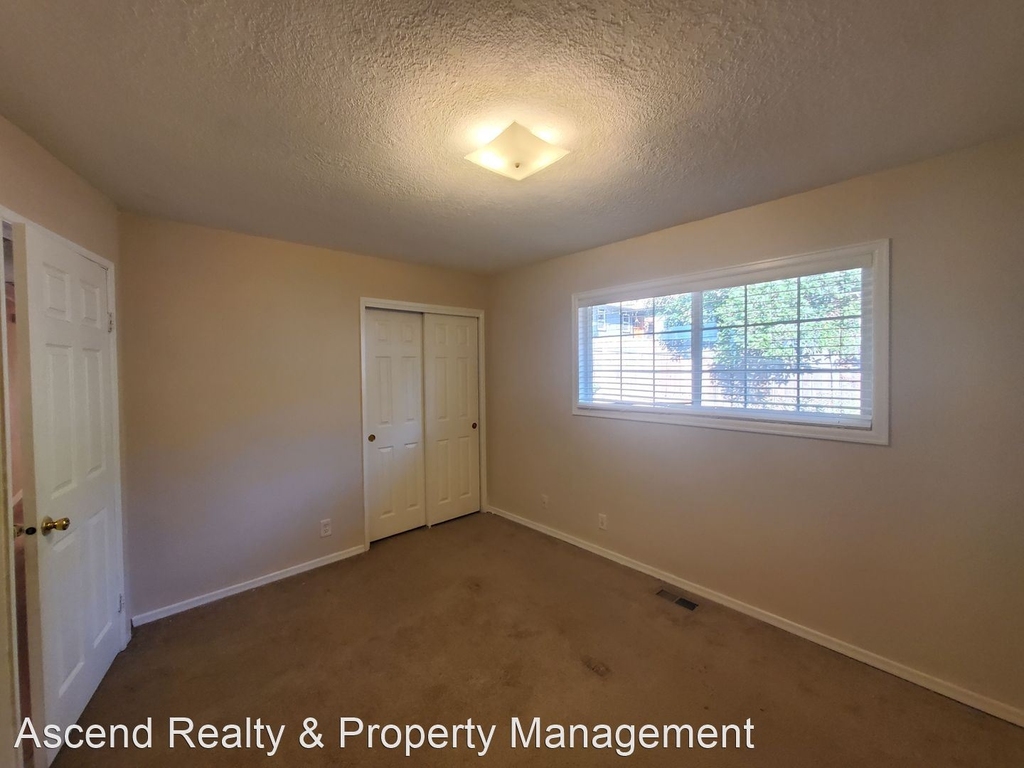 7085 Sw Shady Ct - Photo 18