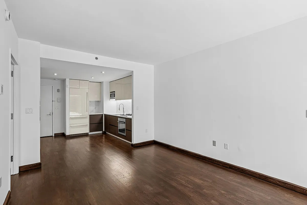 138 East 12th Street - Photo 2