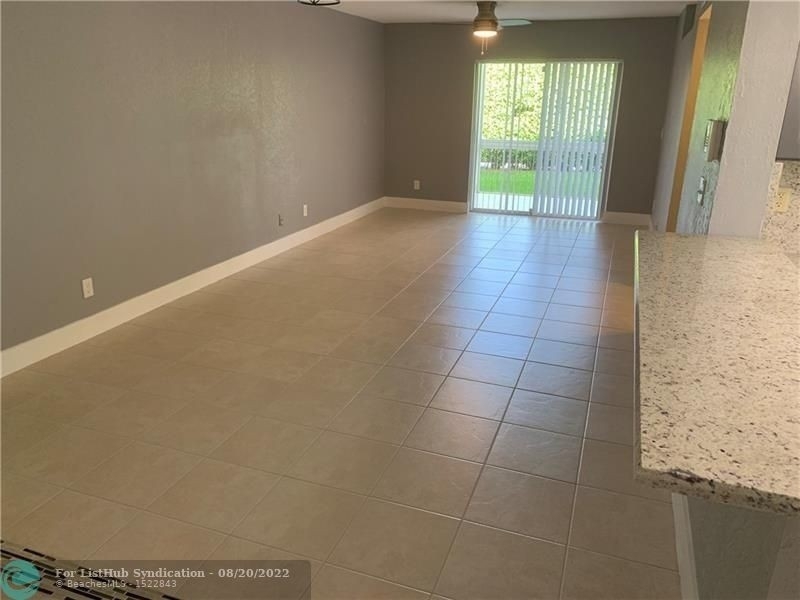 755 Nw 92nd Ave - Photo 19