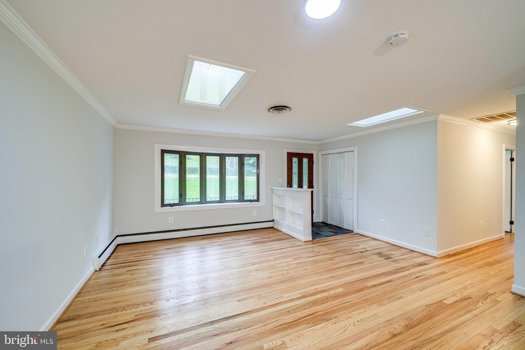 5125 Chowan Avenue - Photo 8