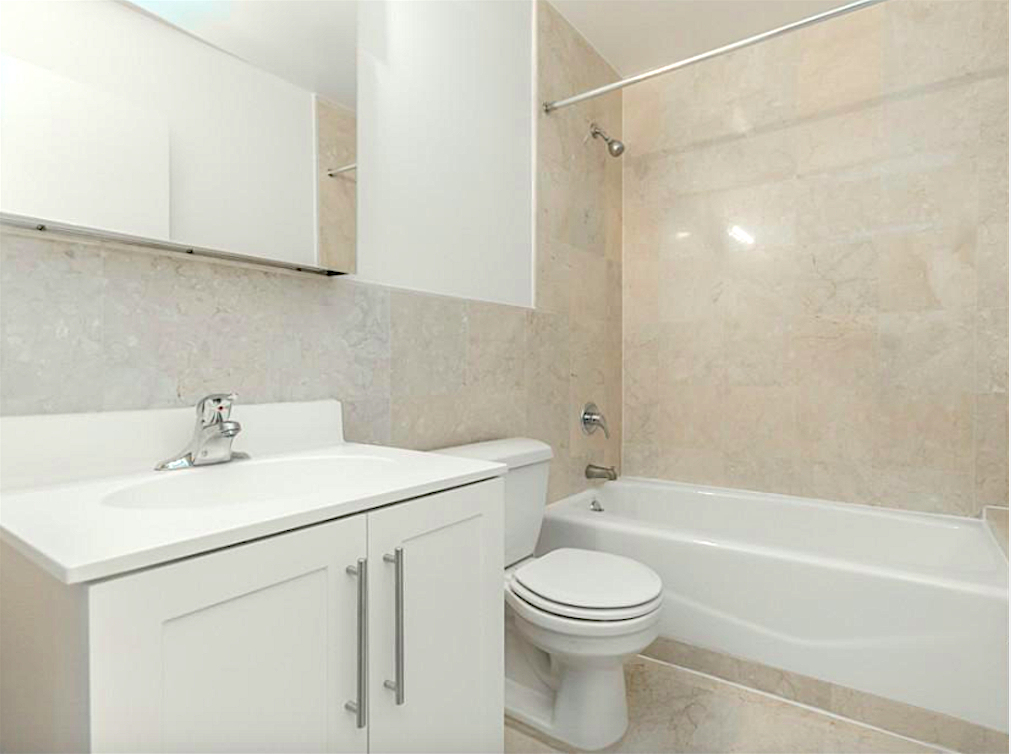 East 77 ST - Photo 9