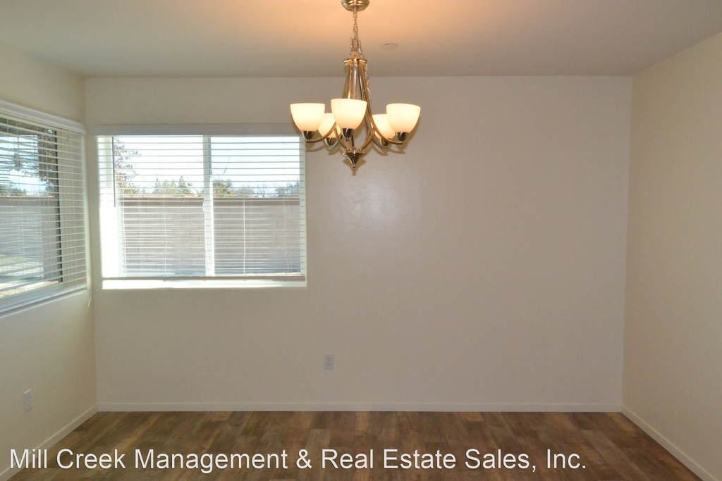 2247 E. Delta Ct. - Photo 2