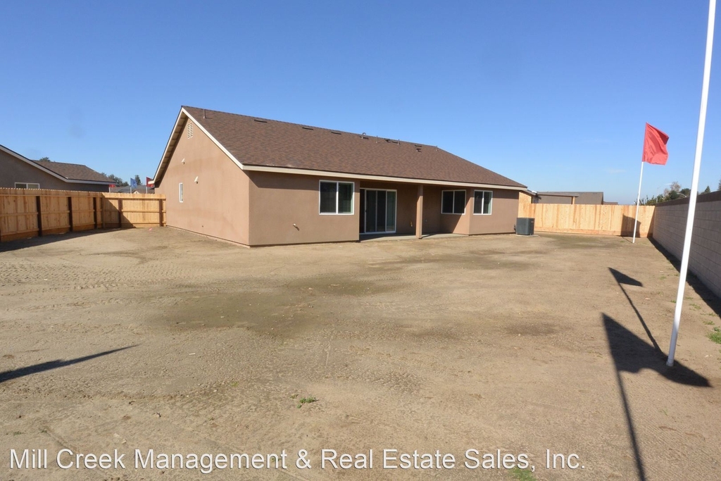 2247 E. Delta Ct. - Photo 12