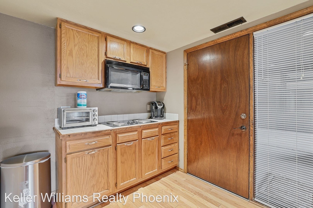2650 East Valley View Road Unit 223 - Photo 13