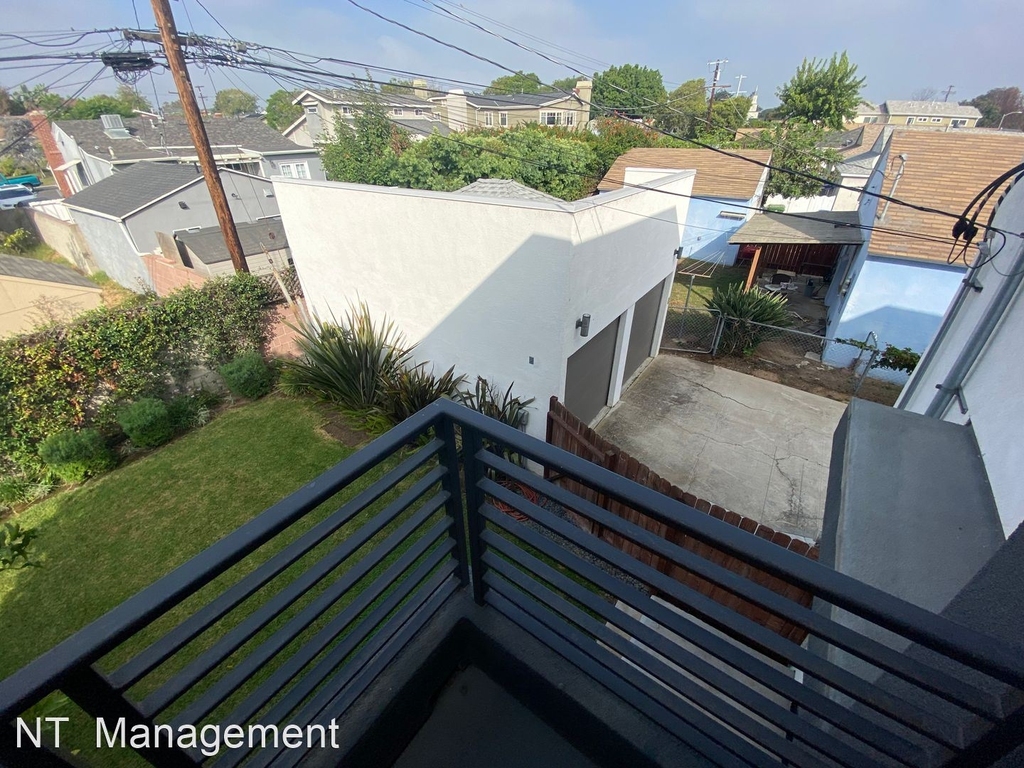 8367 Dunbarton Ave - Photo 21