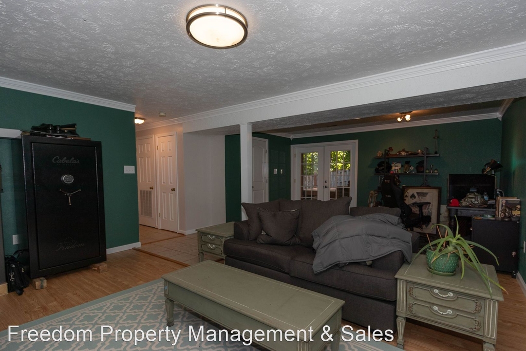 15201 Dyers Rd - Photo 25