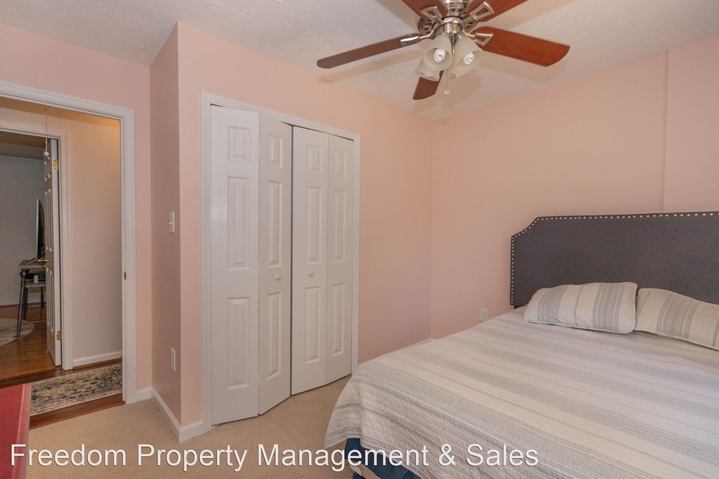 15201 Dyers Rd - Photo 18