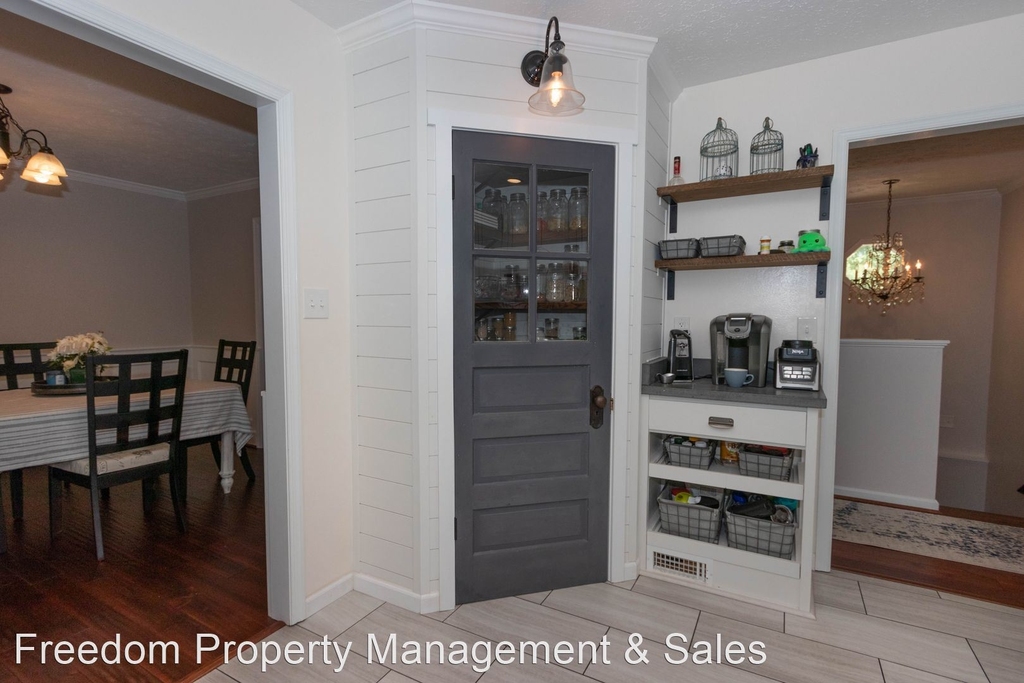 15201 Dyers Rd - Photo 6