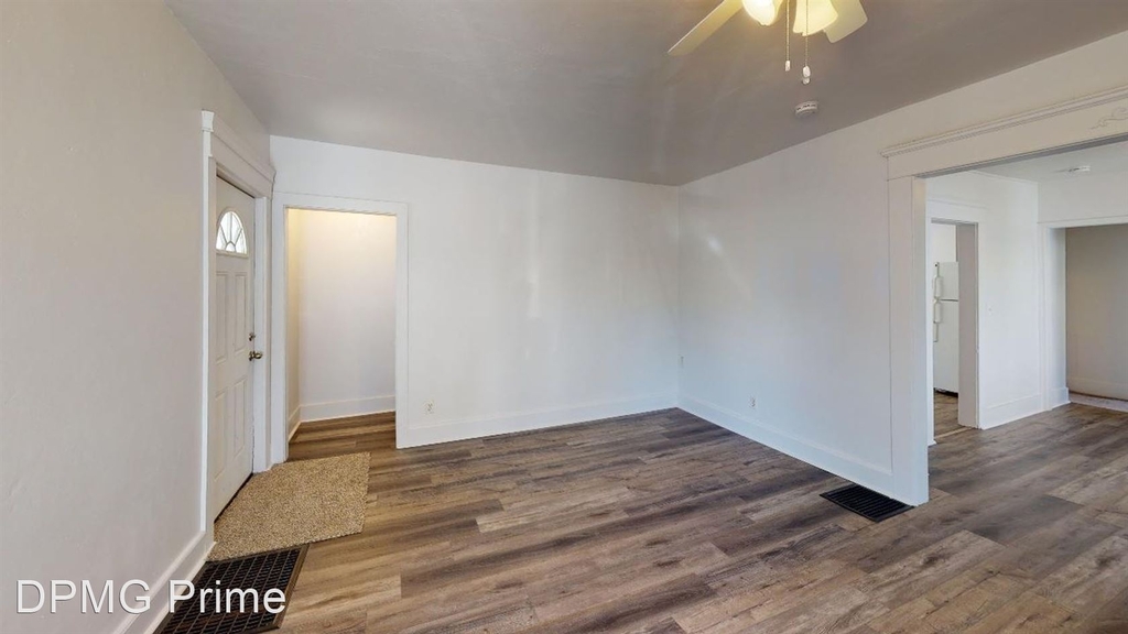 920 W Lapeer - Photo 1