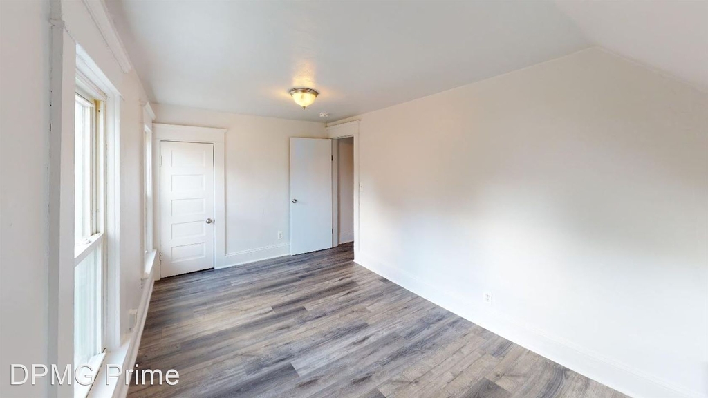 920 W Lapeer - Photo 14